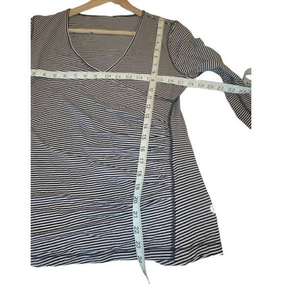 Lululemon Sunset Salutation Long Sleeve Mini Pop Stripe Black Mink Berry Top 6 - Picture 8 of 10